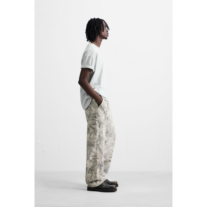 БРЮКИ КАРГО С АБСТРАКТНЫМ ПРИНТОМ