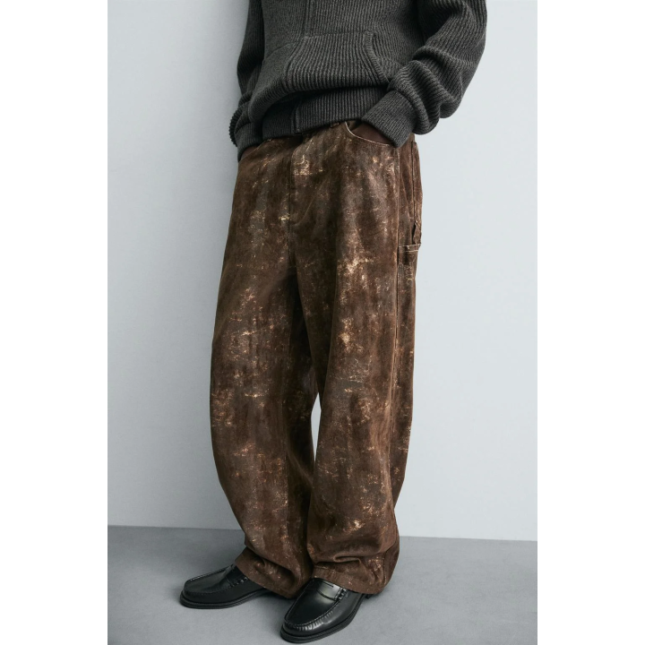 Брюки-карпентер с абстрактным принтом