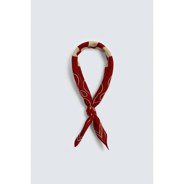 БАНДАНА С КОНТРАСТНЫМ ПРИНТОМ