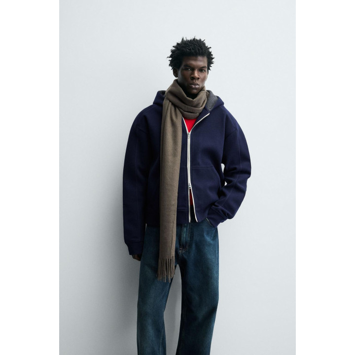 Шарф с бахромой