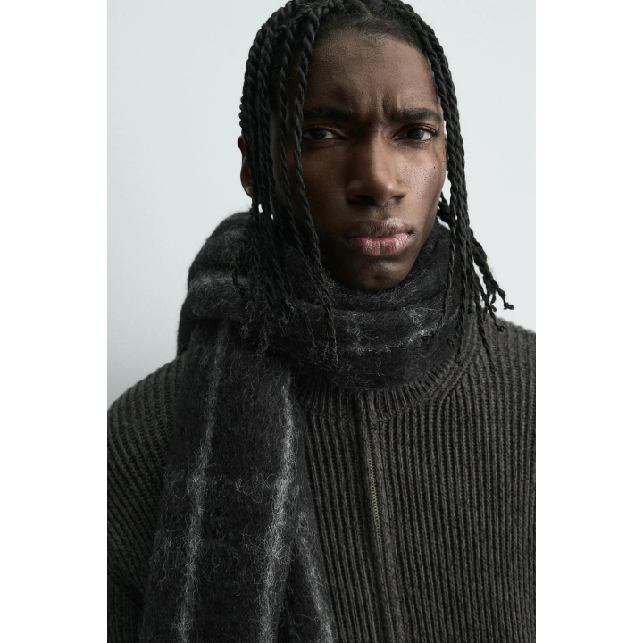 ШАРФ В КЛЕТКУ С БАХРОМОЙ