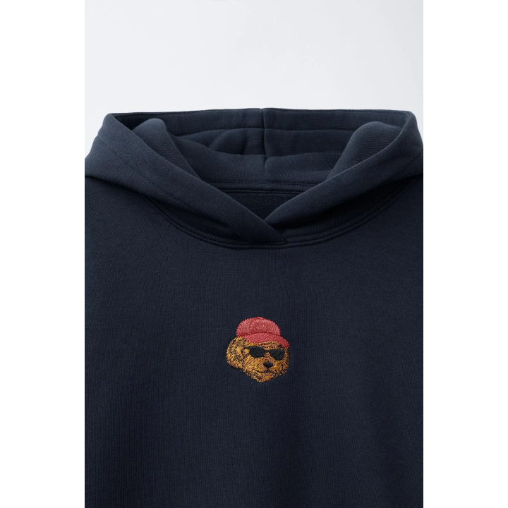 ХУДИ С ВЫШИТОЙ СОБАКОЙ