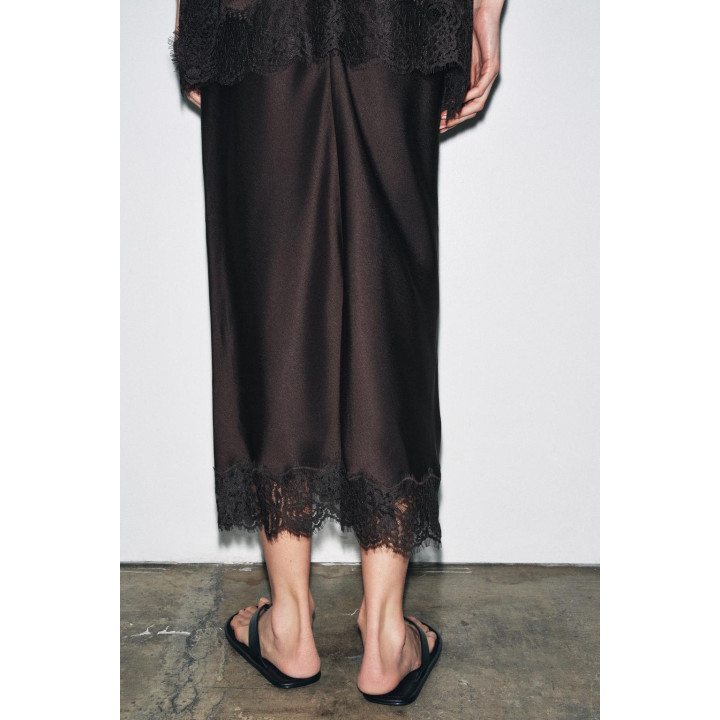 АТЛАСНАЯ ЮБКА С КРУЖЕВОМ — ZW COLLECTION