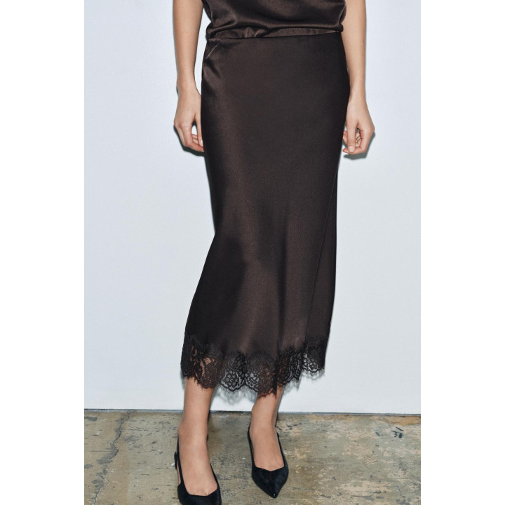 АТЛАСНАЯ ЮБКА С КРУЖЕВОМ — ZW COLLECTION