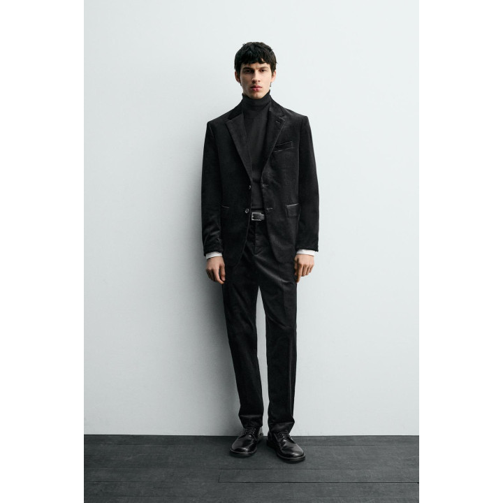 БЛЕЙЗЕР ИЗ ВЕЛЬВЕТА