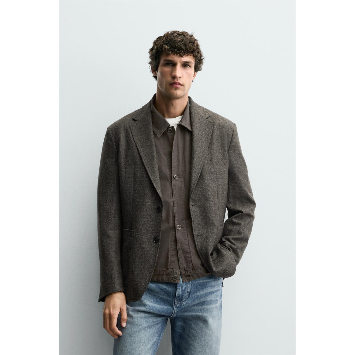 БЛЕЙЗЕР ИЗ ШЕРСТИ С РЕЛЬЕФНЫМ УЗОРОМ