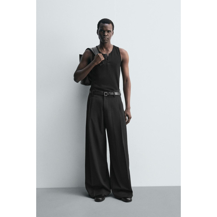 БРЮКИ WIDE FIT СО СКЛАДКАМИ