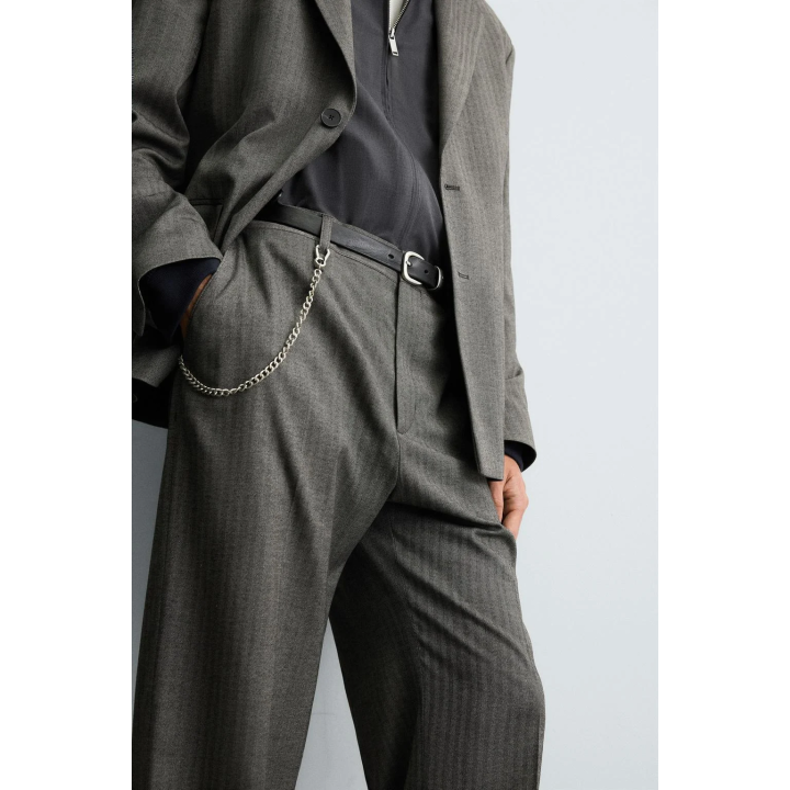 БРЮКИ FLARE FIT КОСТЮМНЫЕ В ЕЛОЧКУ