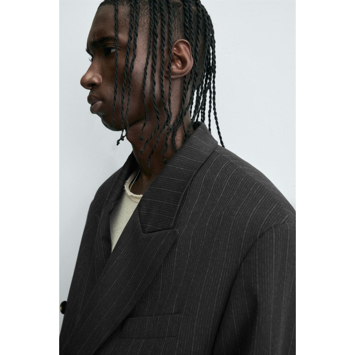 ДВУБОРТНЫЙ КОСТЮМНЫЙ БЛЕЙЗЕР В ПОЛОСКУ