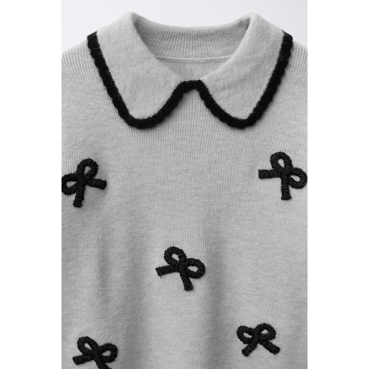 ВЯЗАНЫЙ СВИТЕР С БАНТАМИ