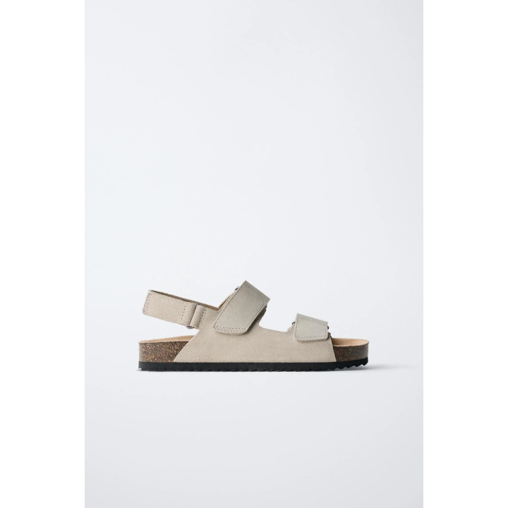 ЗАМШЕВЫЕ САНДАЛИИ