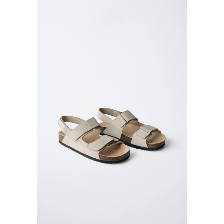 ЗАМШЕВЫЕ САНДАЛИИ