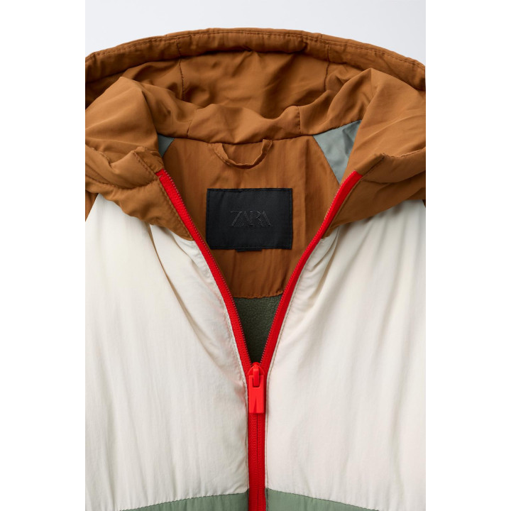 СТЕГАНАЯ КУРТКА COLOR BLOCK WATER REPELLENT