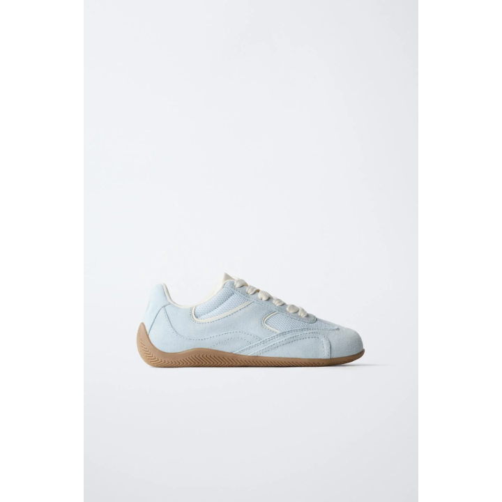 КРОССОВКИ В ПАСТЕЛЬНЫХ ТОНАХ