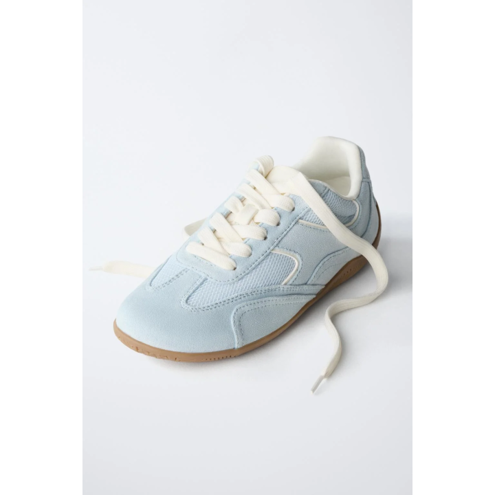 КРОССОВКИ В ПАСТЕЛЬНЫХ ТОНАХ