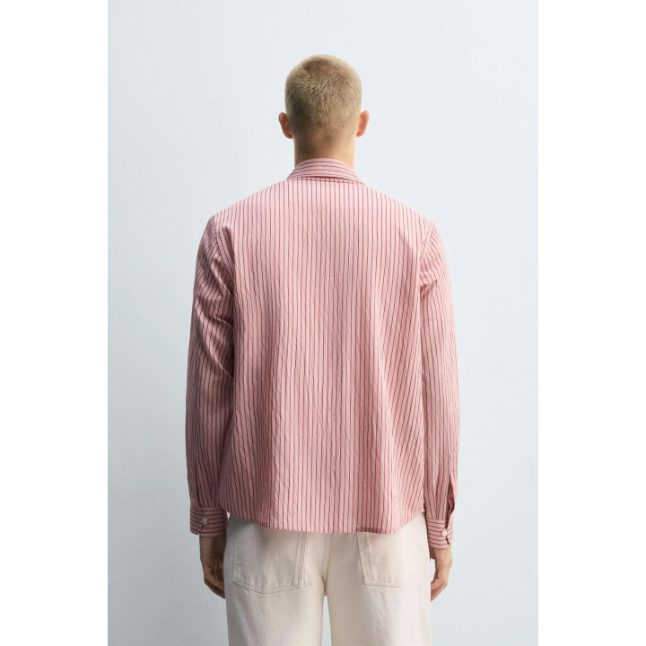 СТРУЯЩАЯСЯ РУБАШКА В ПОЛОСКУ