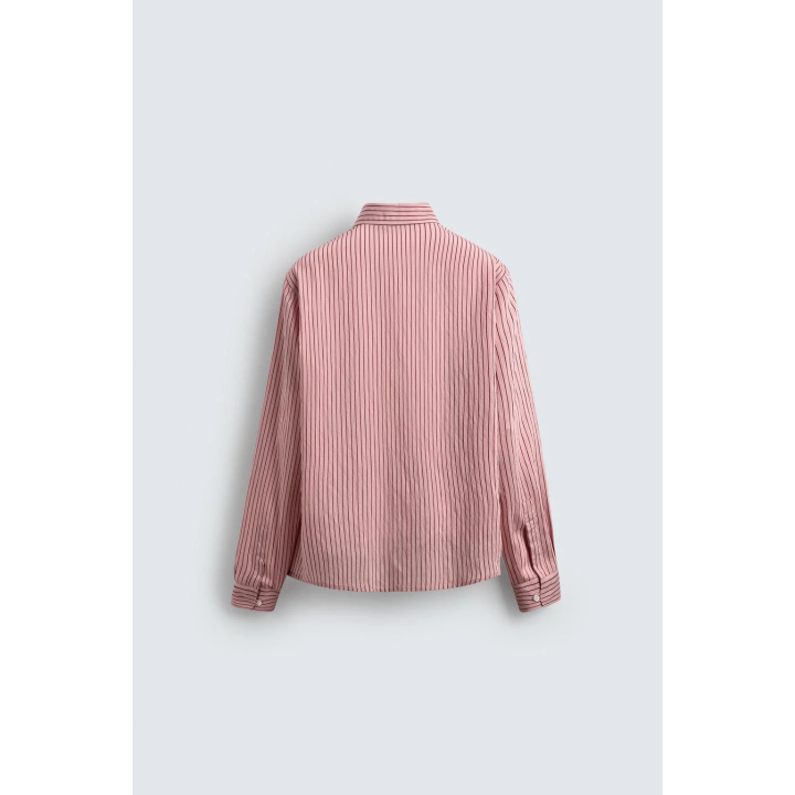 СТРУЯЩАЯСЯ РУБАШКА В ПОЛОСКУ