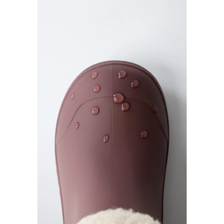 Варежки и ботинки с искусственным мехом