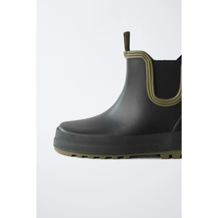 РЕЗИНОВЫЕ САПОГИ С ЭЛАСТИЧНОЙ ВСТАВКОЙ