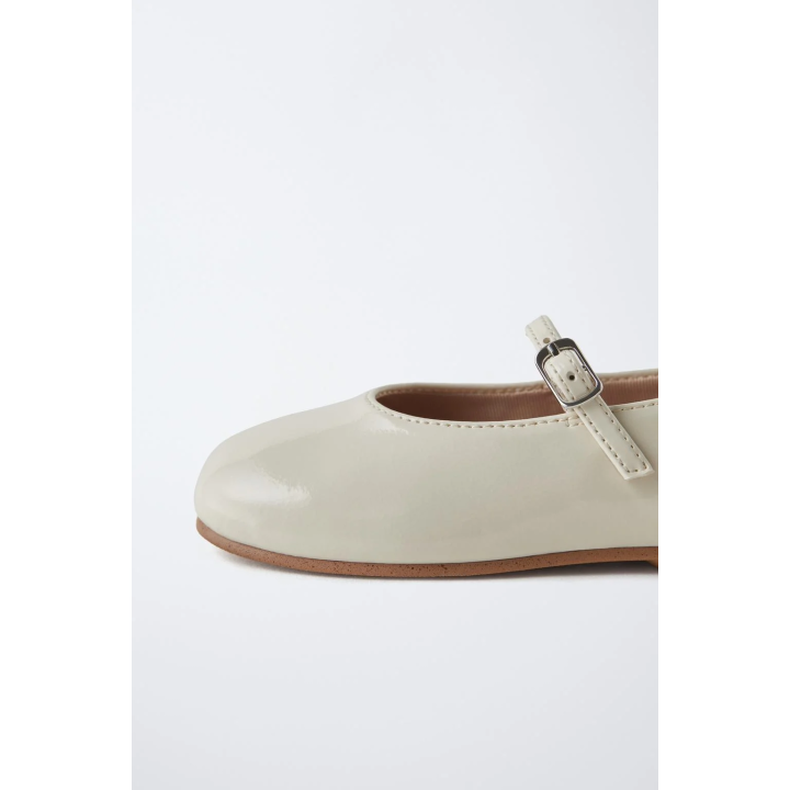 Лаковые балетки для девочек