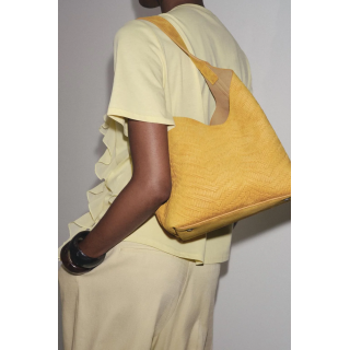 ПЛЕТЕНАЯ ЗАМШЕВАЯ СУМКА