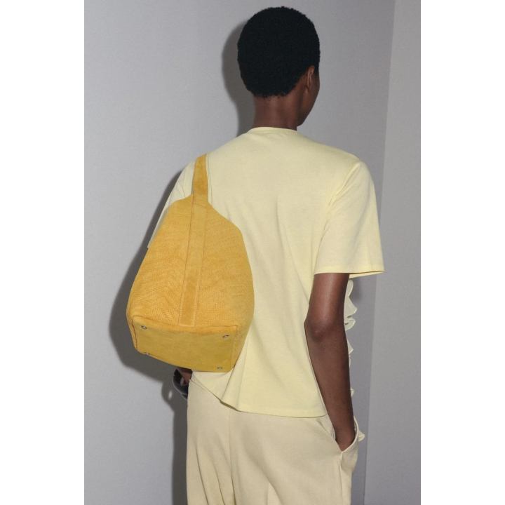 ПЛЕТЕНАЯ ЗАМШЕВАЯ СУМКА