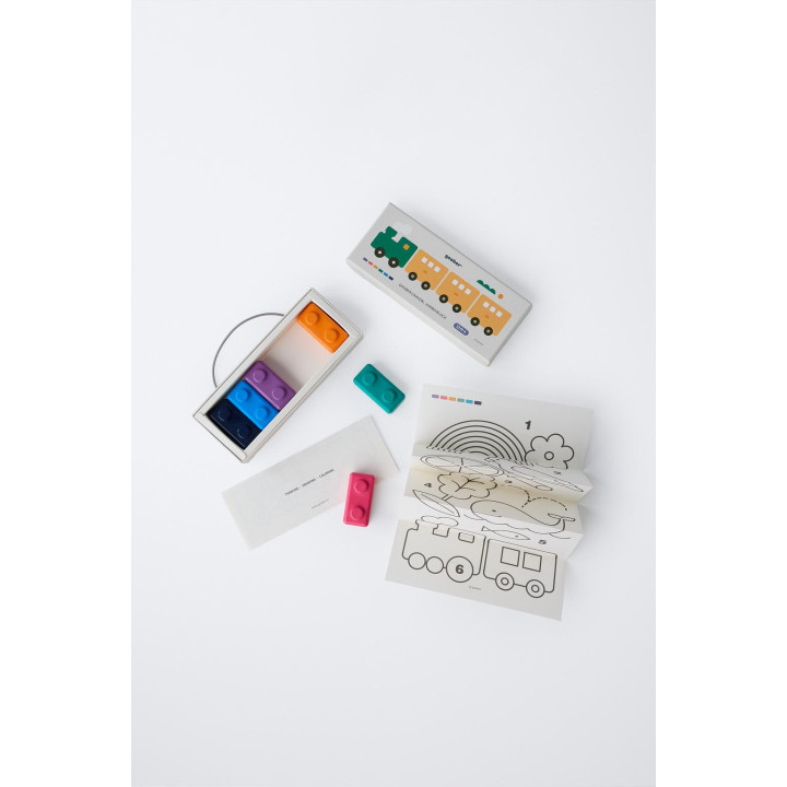 Набор из шести кубиковых мелков goober ® и листы для рисования