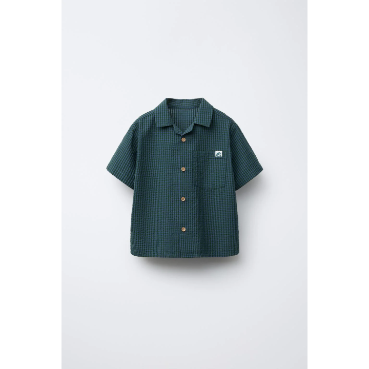 РУБАШКА ИЗ ЖАТОЙ ТКАНИ С КАРМАНОМ