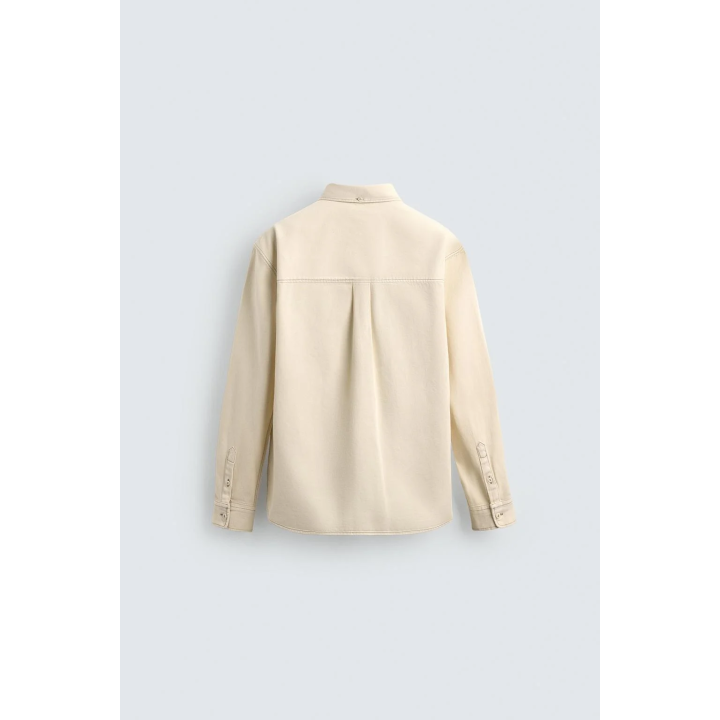 КУРТКА-РУБАШКА С КОНТРАСТНОЙ СТРОЧКОЙ