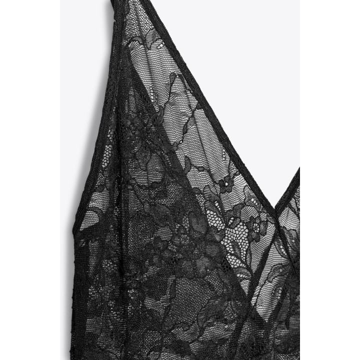 ДЛИННОЕ КРУЖЕВНОЕ ПЛАТЬЕ