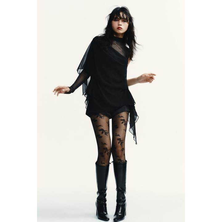 ТОП ИЗ ПОЛУПРОЗРАЧНОЙ ТКАНИ С РУКАВАМИ-НАКИДКАМИ