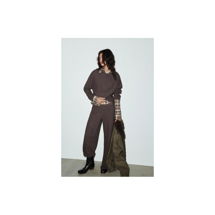 ШИРОКИЕ БРЮКИ ИЗ МЯГКОЙ ТКАНИ