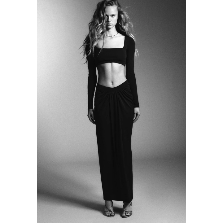 ДЛИННАЯ ЮБКА ИЗ КРЕПА СО СБОРКАМИ