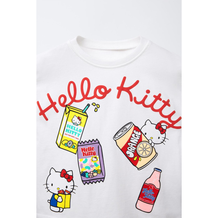 ФУТБОЛКА HELLO KITTY © С НАШИВКАМИ