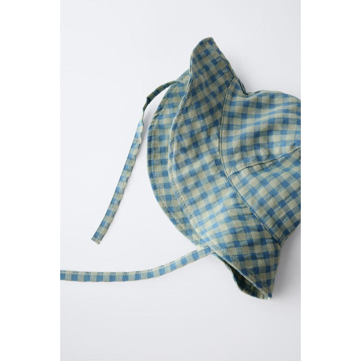 Шляпа в клетку gingham
