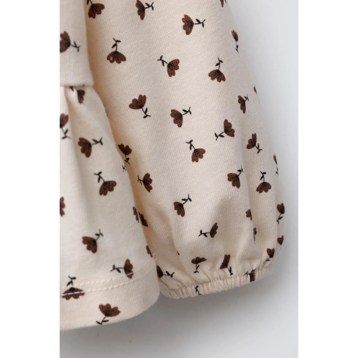 ФУТБОЛКА С ЦВЕТОЧНЫМ ПРИНТОМ И БАРХАТНЫМ БАНТОМ