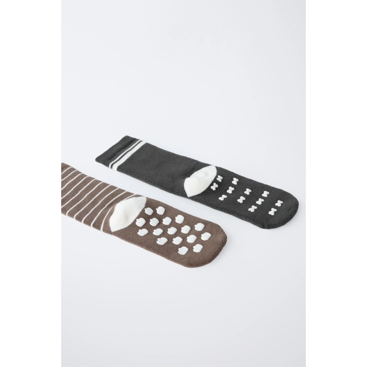 НАБОР ИЗ ДВУХ ПАР НОСКОВ С АНТИСКОЛЬЗЯЩИМ ПОКРЫТИЕМ, ТЫКВОЙ И ЧЕРЕПОМ