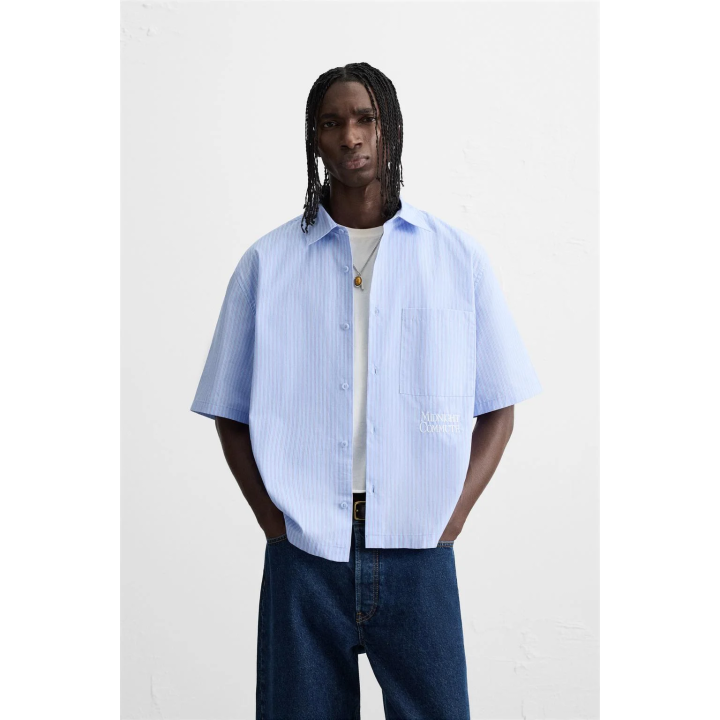 РУБАШКА В ПОЛОСКУ С ТЕКСТОМ