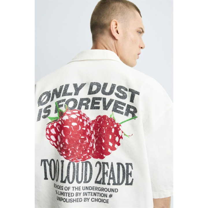 РУБАШКА ИЗ РЕЛЬЕФНОЙ ТКАНИ С ПРИНТОМ