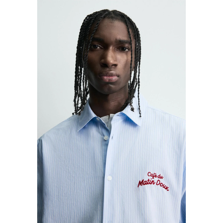 РУБАШКА В ПОЛОСКУ С ГРАФИЧЕСКИМ ПРИНТОМ