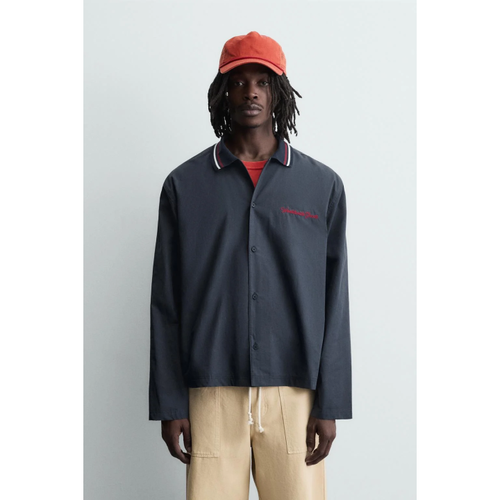 Рубашка с вышитым ребристым воротником