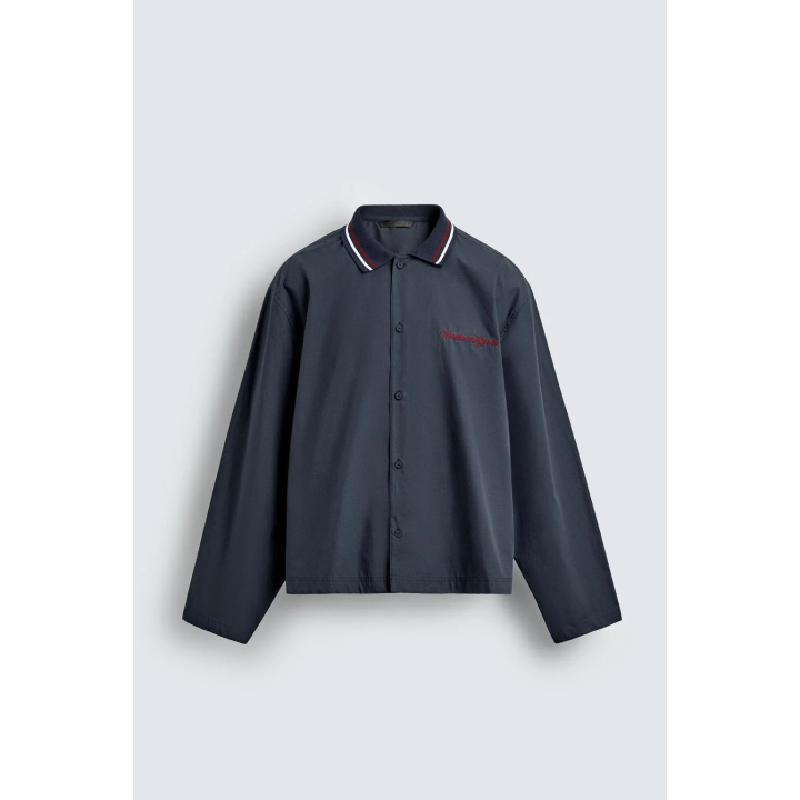 Рубашка с вышитым ребристым воротником