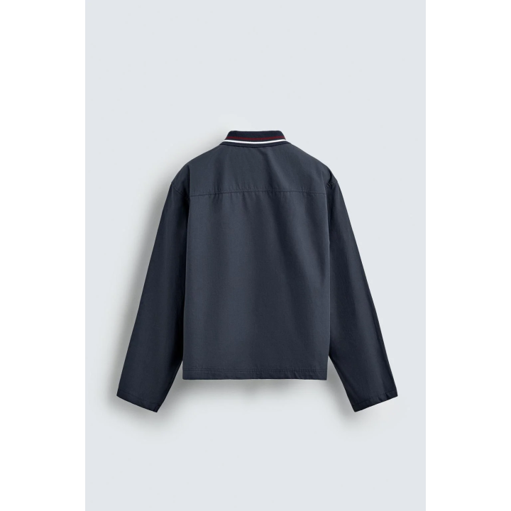 Рубашка с вышитым ребристым воротником