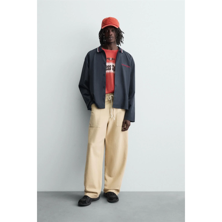 Рубашка с вышитым ребристым воротником