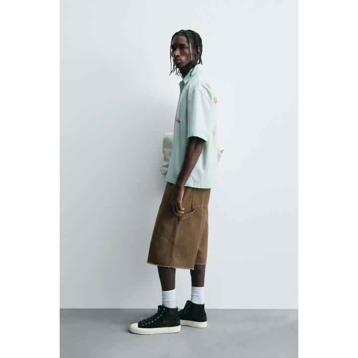 Рубашка в полоску с контрастным слоганом