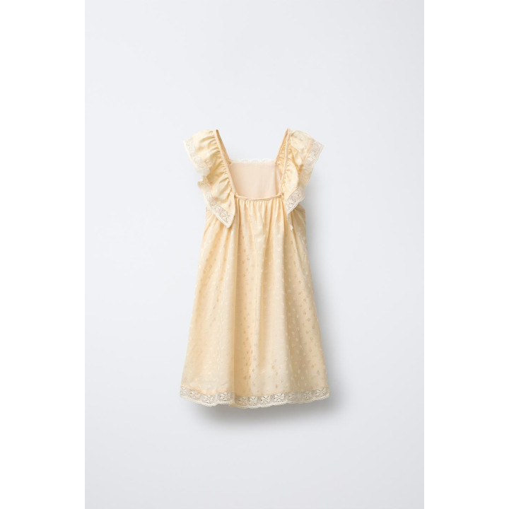 ЛЕГКОЕ ПЛАТЬЕ С ЖАККАРДОВОЙ ВСТАВКОЙ НА ГРУДИ