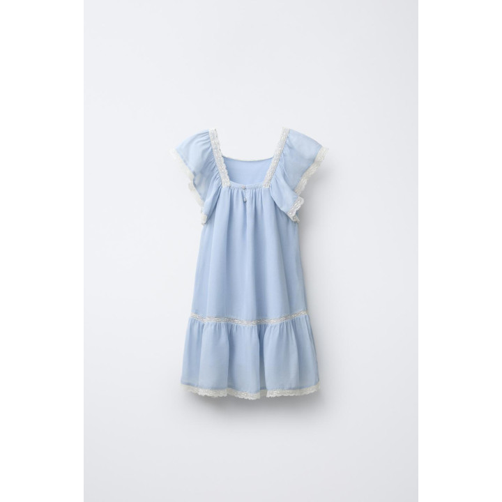 ПЛАТЬЕ С КРУЖЕВНОЙ ОТДЕЛКОЙ