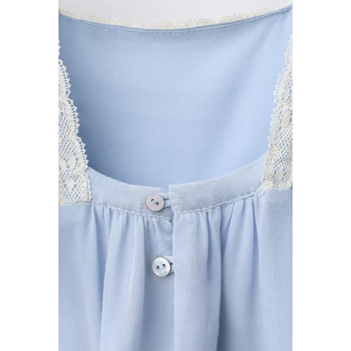 ПЛАТЬЕ С КРУЖЕВНОЙ ОТДЕЛКОЙ