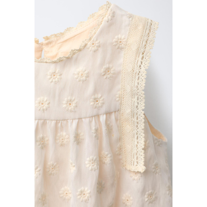 ТОП С ВЫШИВКОЙ И КРУЖЕВОМ