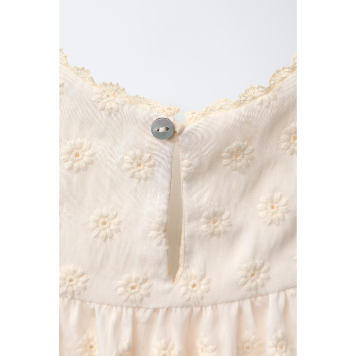 ТОП С ВЫШИВКОЙ И КРУЖЕВОМ